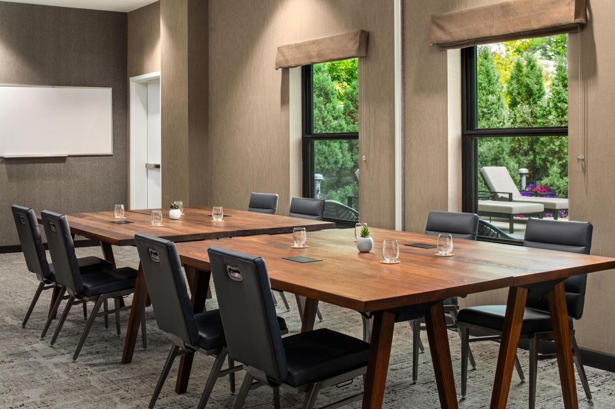 Element Bozeman Hotel Luaran gambar
